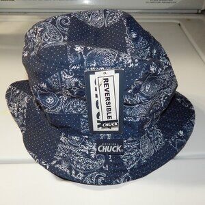 NEW NWT Original CHUCK Bucket Hat Reversible Navy Blue White Paisley Print